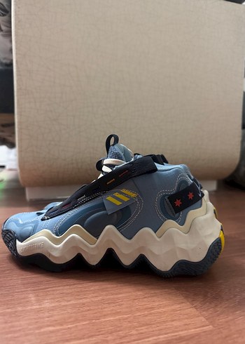 37,5 Beden Adidas Exhibit B Basketball Spor Ayakkabı
