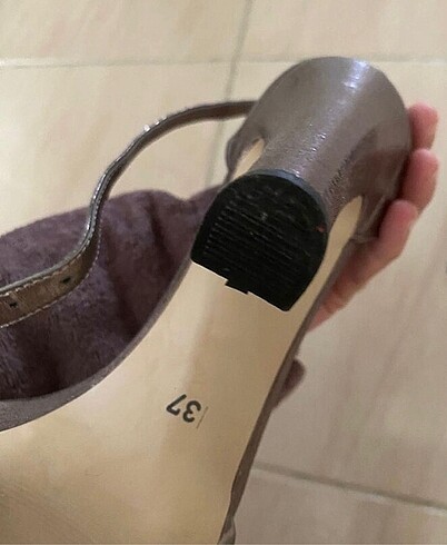 37 Beden Topuklu Ayakkabı