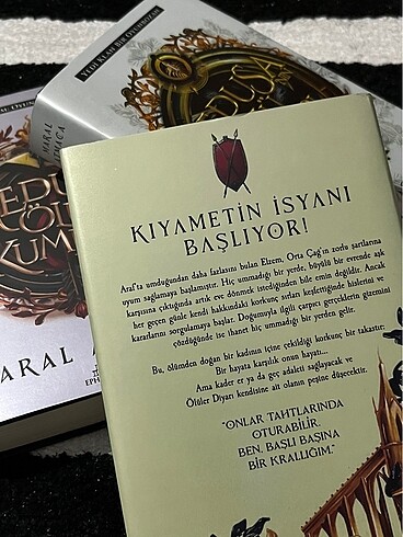 Beden Renk Medusanın Ölü Kumları