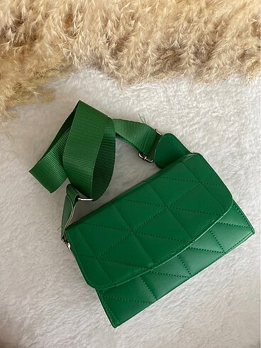 Zara Yeşil çanta