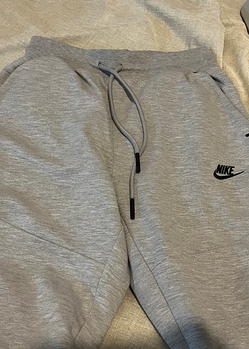 Nike s