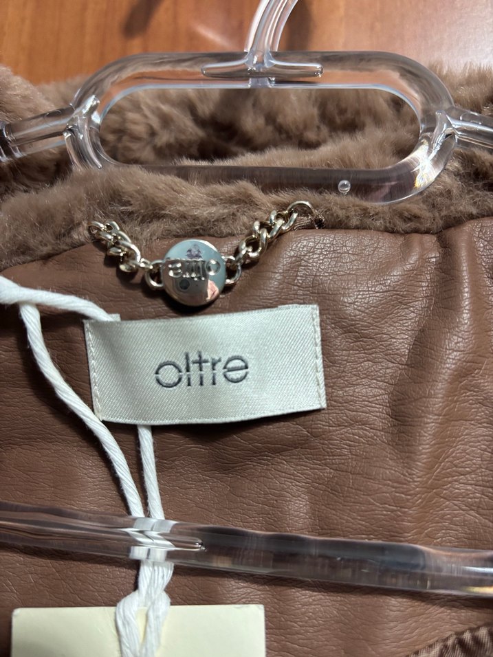 İtalyan Marka Oltre Kahverengi Kadın Peluş Kaban - Görsel 3