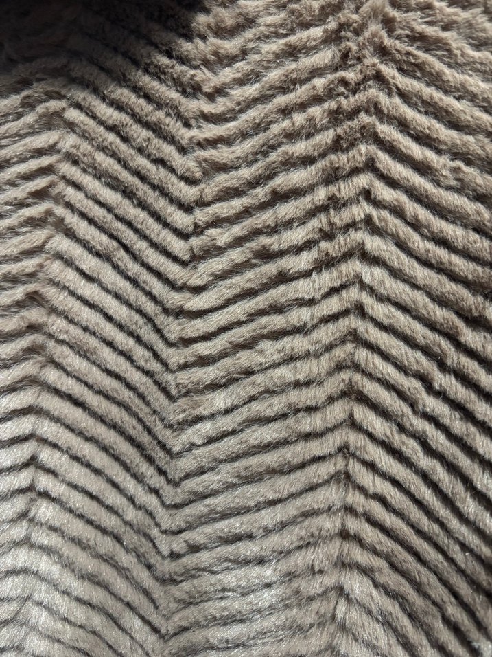 İtalyan Marka Oltre Kahverengi Kadın Peluş Kaban - Görsel 4