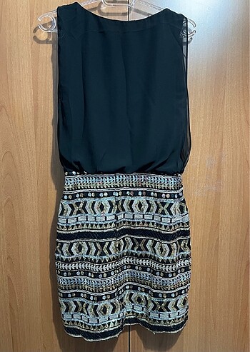 Pul Detaylı Kalem Elbise - Görsel 2