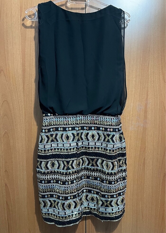 Pul Detaylı Kalem Elbise - Görsel 2