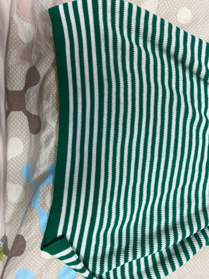 Çizgili yeşil kazak - Görsel 3