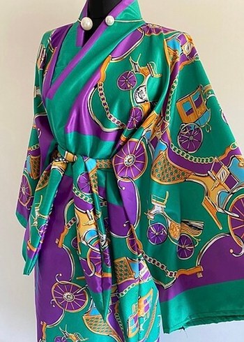 Renkli Desenli Uzun Kadın Kimono