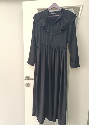 Güzel Nakışlı Siyah Uzun Kollu Elbise - Görsel 3