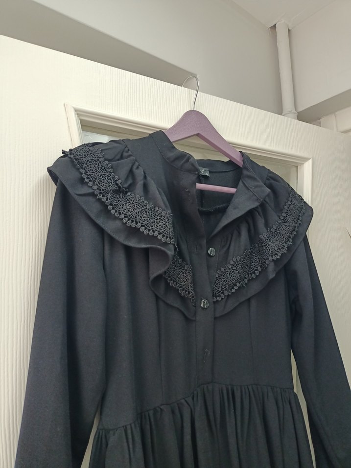 Güzel Nakışlı Siyah Uzun Kollu Elbise - Görsel 2