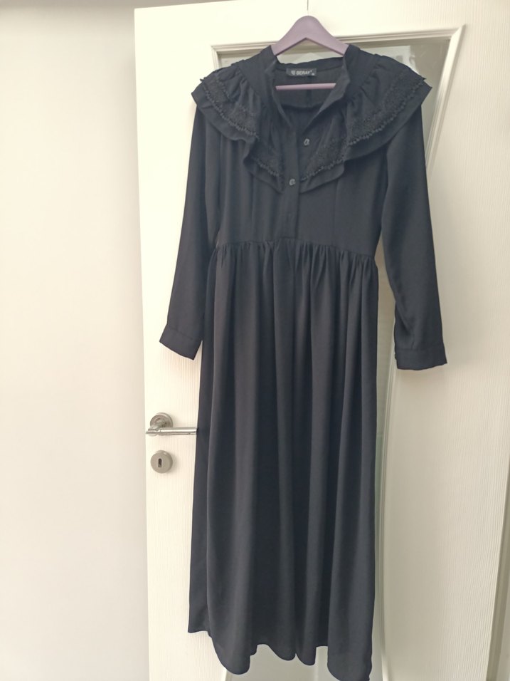 Güzel Nakışlı Siyah Uzun Kollu Elbise - Görsel 3