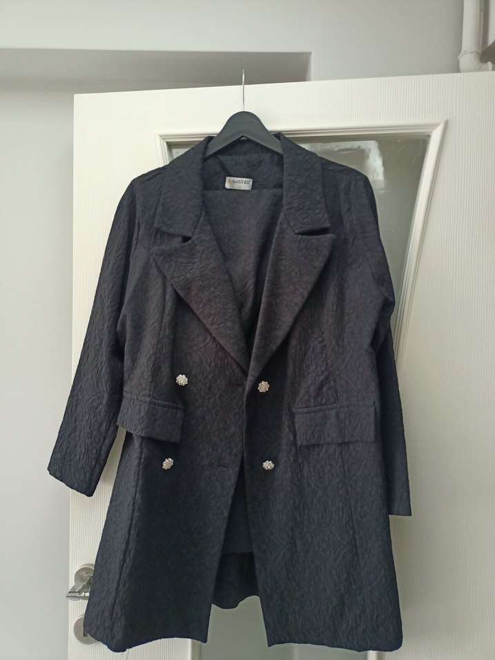 Düğmeli Siyah Kadın Blazer Ceket Takım - Görsel 5