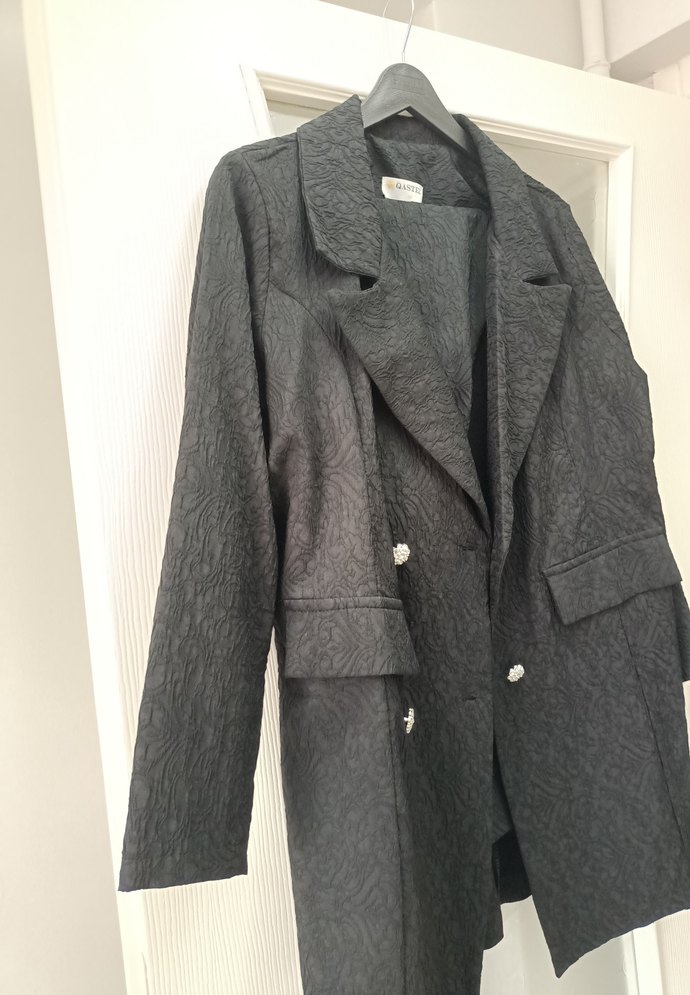 Düğmeli Siyah Kadın Blazer Ceket Takım - Görsel 3