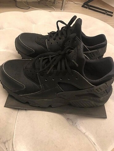 38 Beden siyah Renk Nike Huarache