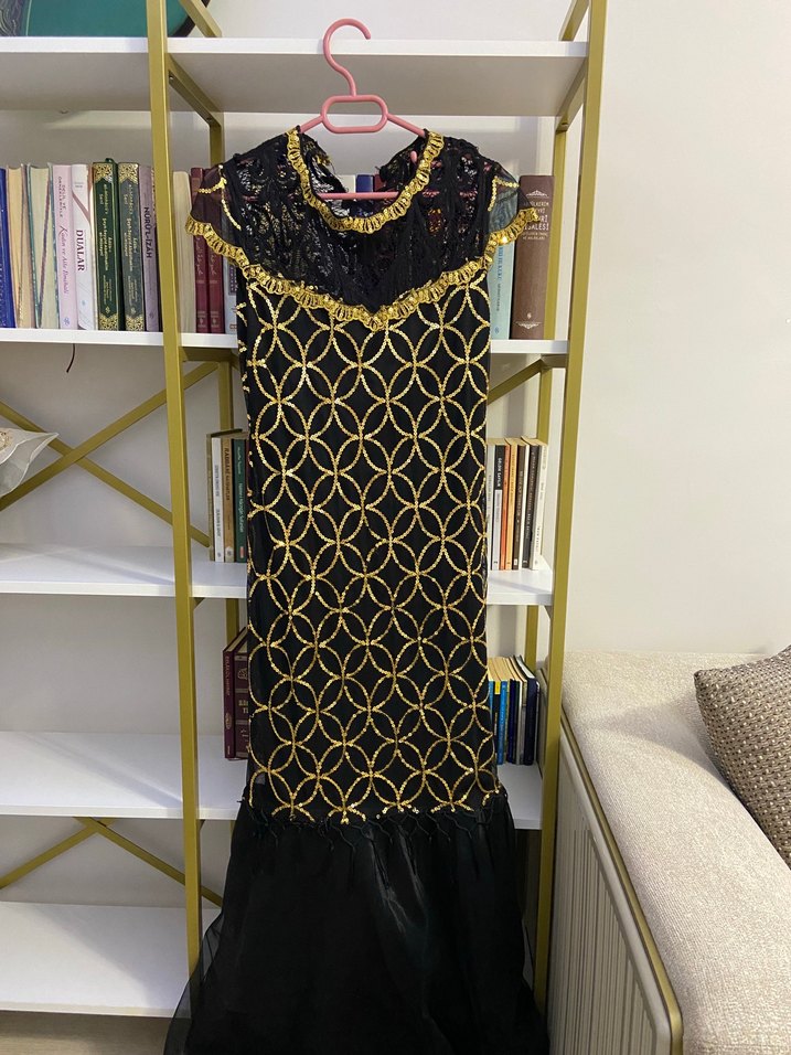 Altın İşlemeli Uzun Kollu Kadın Abiye - Görsel 2