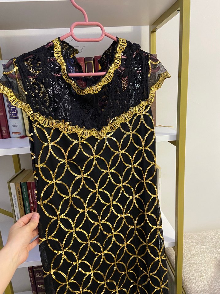 Altın İşlemeli Uzun Kollu Kadın Abiye - Görsel 4