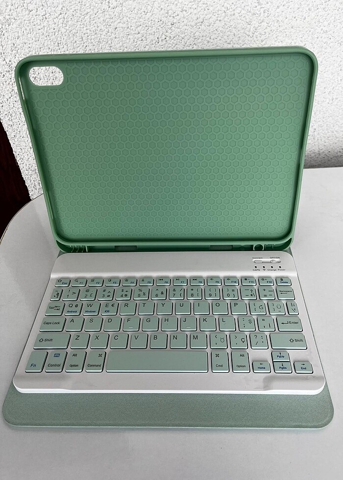 İPad 10. Nesil klavyeli tablet kılıfı - Görsel 3