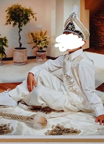 Sünnet kıyafeti