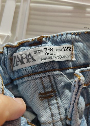 Gri Kapüşonlu Sweatshirt ve Baskılı Denim Pantolon - Görsel 4