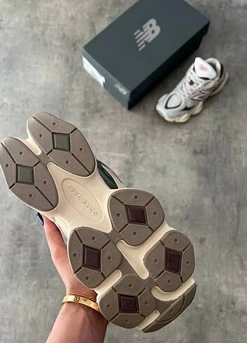 40 Beden çeşitli Renk New Balance 9060