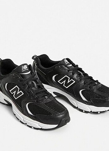 New Balance 530 Black White