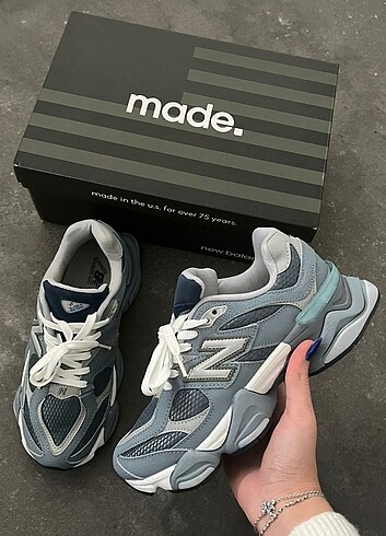 New Balance 9060