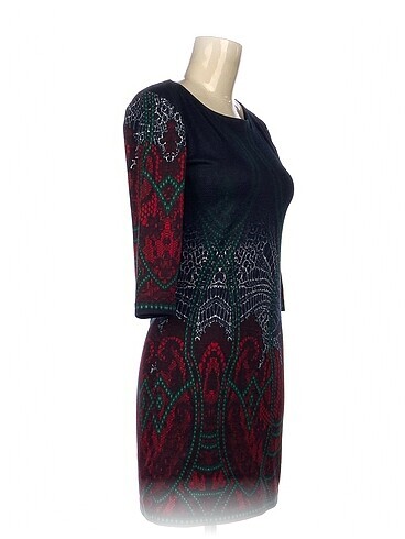 Vintage Love PreLoved Kısa Elbise %70 İndirimli.