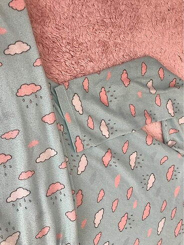 10 Yaş Beden yeşil Renk 10-11 yaş pijama