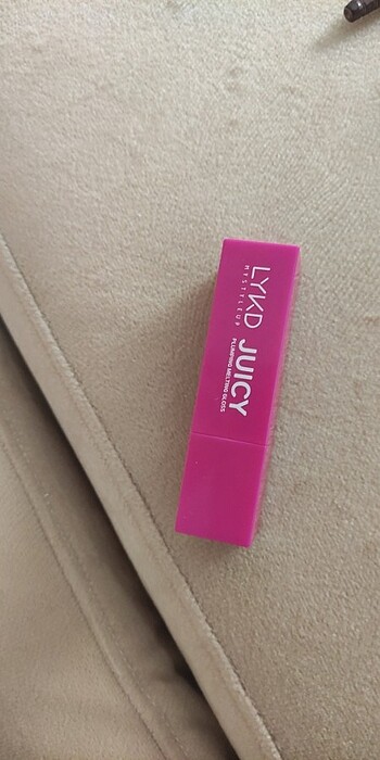 Lykd plumping melting gloss