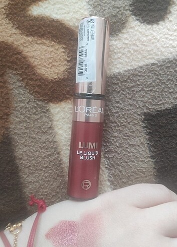 L'Oreal Paris lumi blush glowy