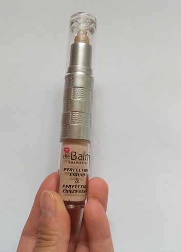  Beden The Balm Perfection Lıquıd & concealer 