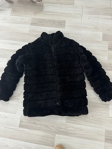 Astarlı Peluş/Kürk Mont