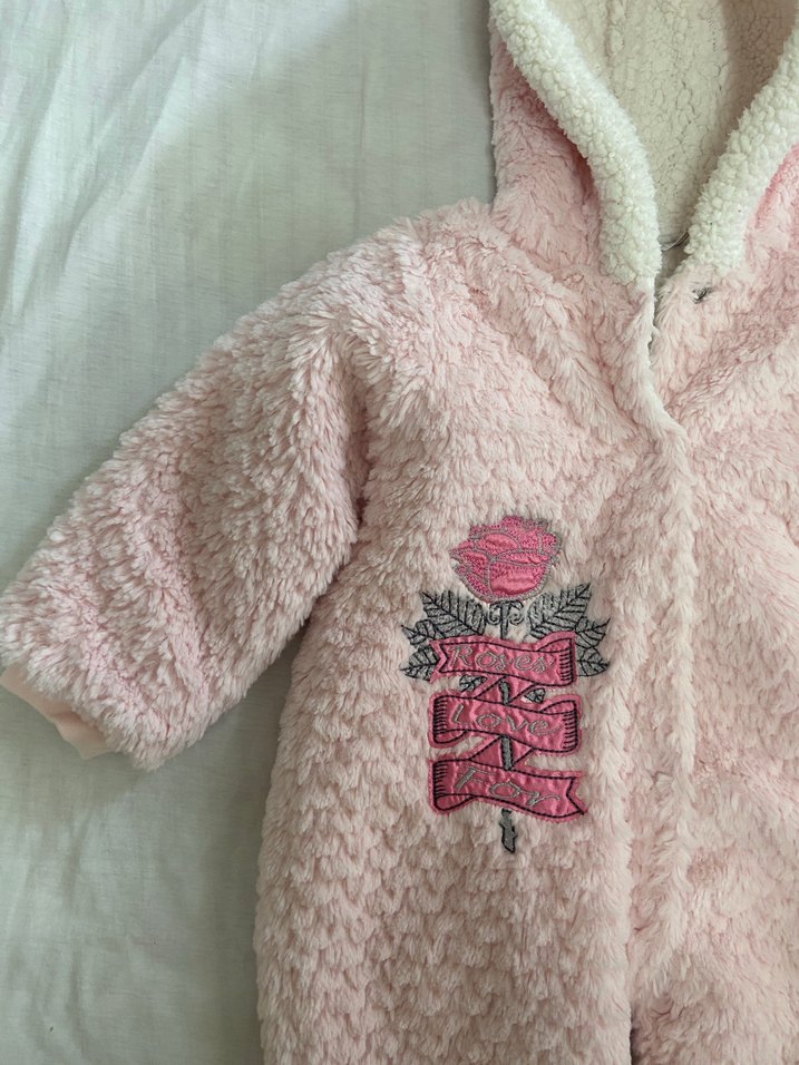 Kız Bebek Pembe Kapüşonlu Kürklü Tulum - Görsel 2