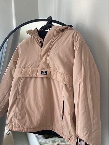 Pull and Bear Pul& bear mont
