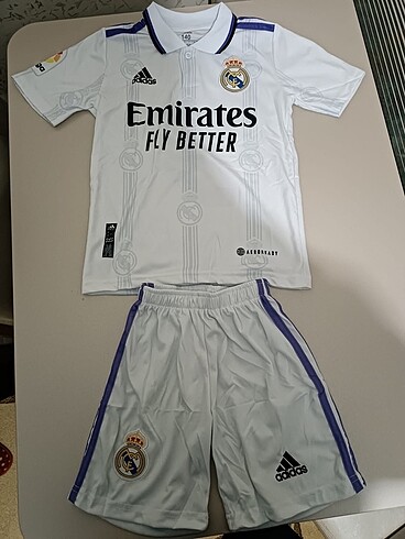 Adidas Real Madrid Benzema Forma