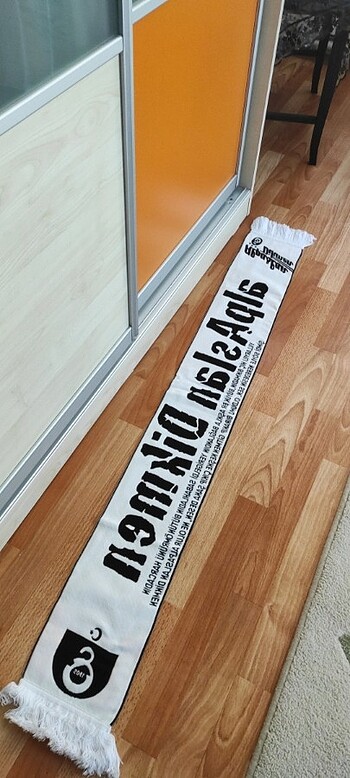 Beden Spor takım atkısı