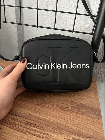 Calvin kleın çanta