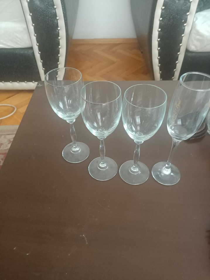 Şeffaf Ayaklı Bardak Seti - Görsel 2