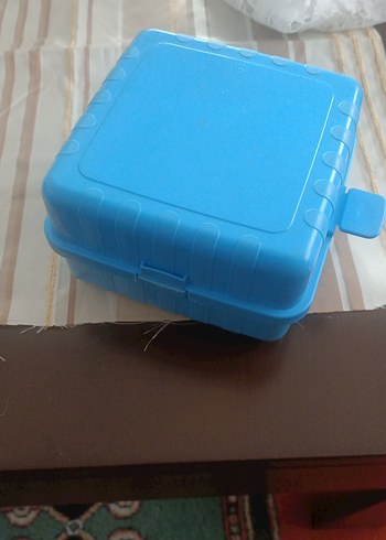 Bölmeli Açılır Mavi Plastik Yemek Kutusu - Görsel 3