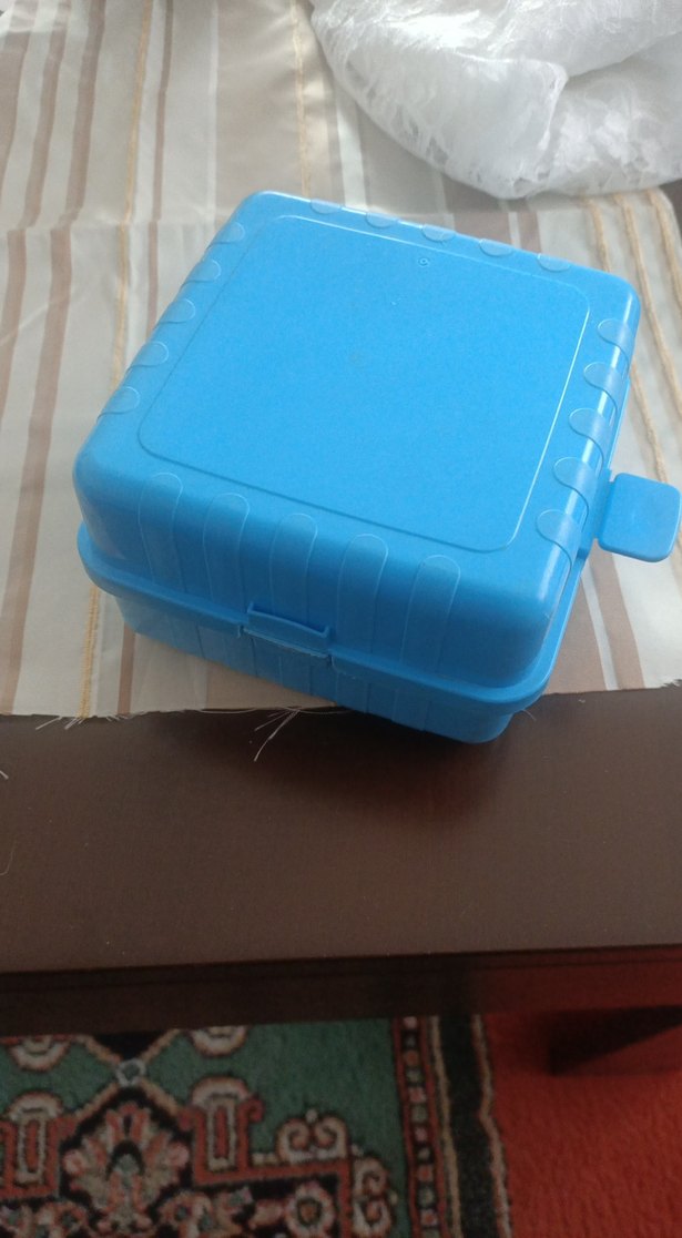 Bölmeli Açılır Mavi Plastik Yemek Kutusu - Görsel 3