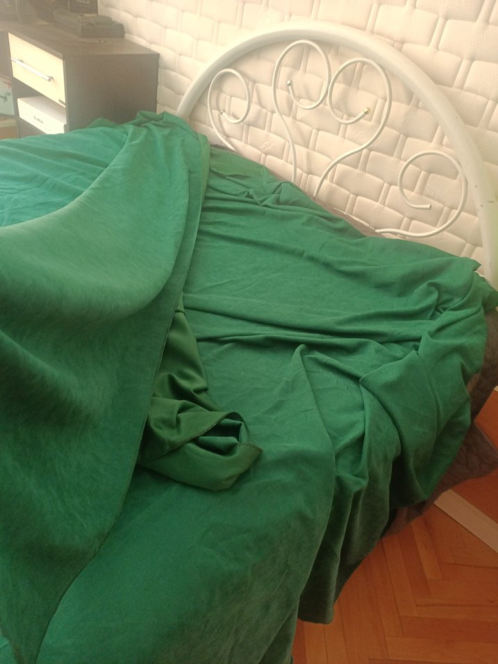 Parlak Yeşil Düz Yatak Örtüsü - Görsel 3