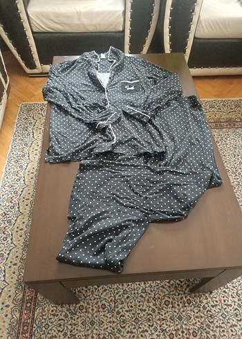 Gri Puantiyeli Düğmeli Kadın Pijama Takımı