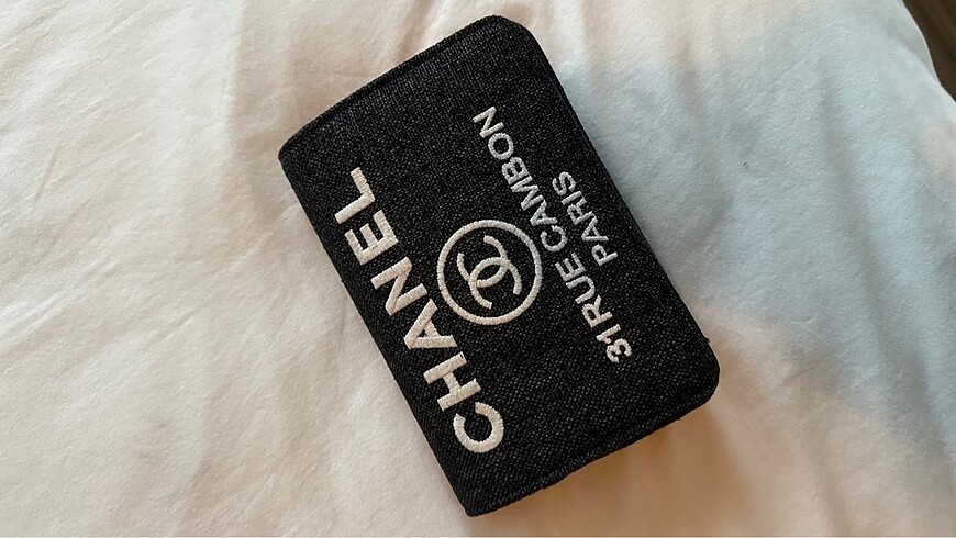  Beden siyah Renk Chanel çanta