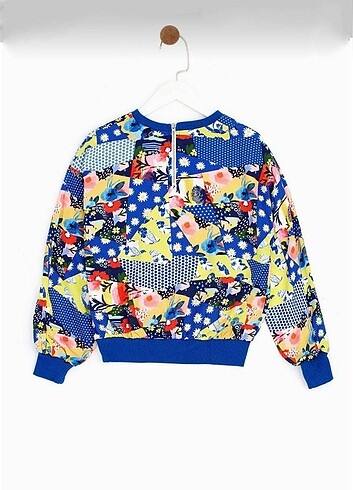 11-12 Yaş Beden B&G Store etiketli sweatshirt