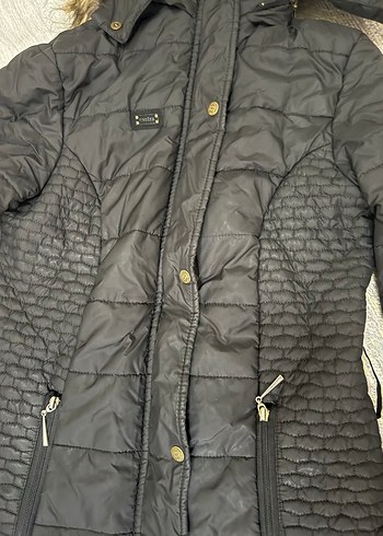 Kürk Detaylı Siyah Kadın Uzun Kış Montu - Görsel 4