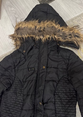 Kürk Detaylı Siyah Kadın Uzun Kış Montu - Görsel 3