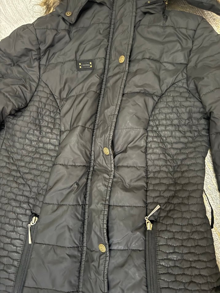 Kürk Detaylı Siyah Kadın Uzun Kış Montu - Görsel 4