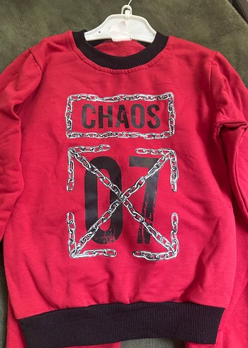 Erkek Çocuk Kırmızı Zincir Detaylı Sweatshirt - Görsel 2