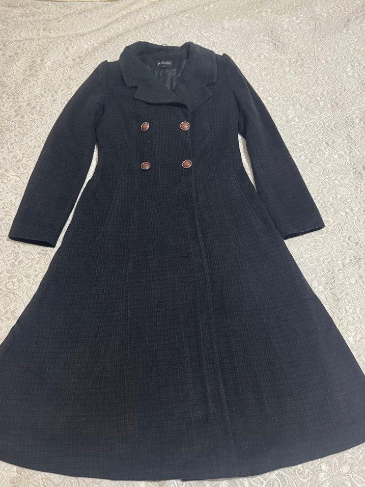 Düğmeli Siyah Kadın Kaban - Görsel 2