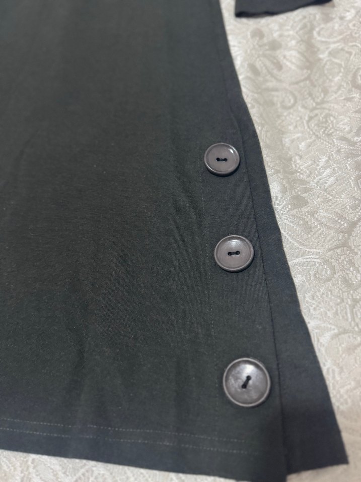 Düğmeli Siyah Uzun Kollu Uzun Elbise - Görsel 2