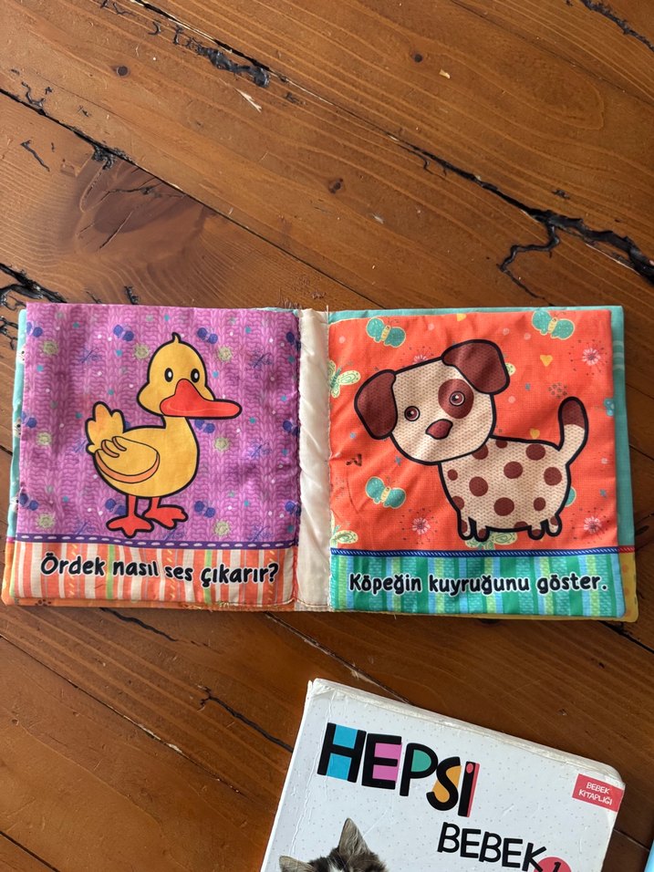 Çocuklar için 4 Hayvan ve Bebek Kitabı - Görsel 2